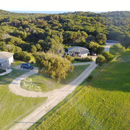 Driftwood Villas Sandy Point Extérieur photo